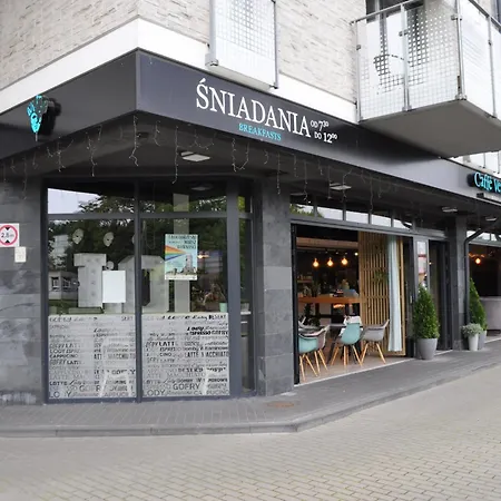 Solna 11a Z Garazem W Cenie Kołobrzeg